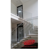 guarda corpo escada vidro Vila Romana