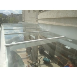 telhado de vidro para varanda Jardim Guedala
